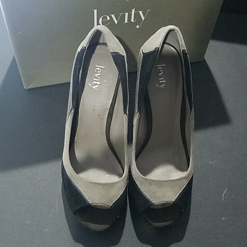 Levity multi toned gray black peep toe heels - Picture 3 of 7